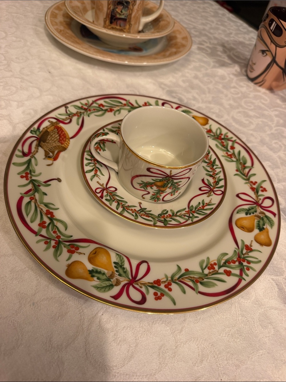 Vintage Royal Gallery Queensberry dinner set , plate , cup and saucer
